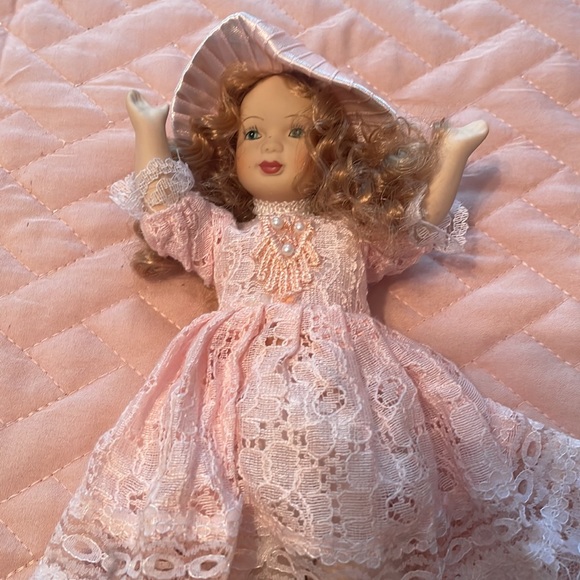 Pretty In Pink & Lace Vintage China Bisque Porcelain Doll - Picture 8 of 8